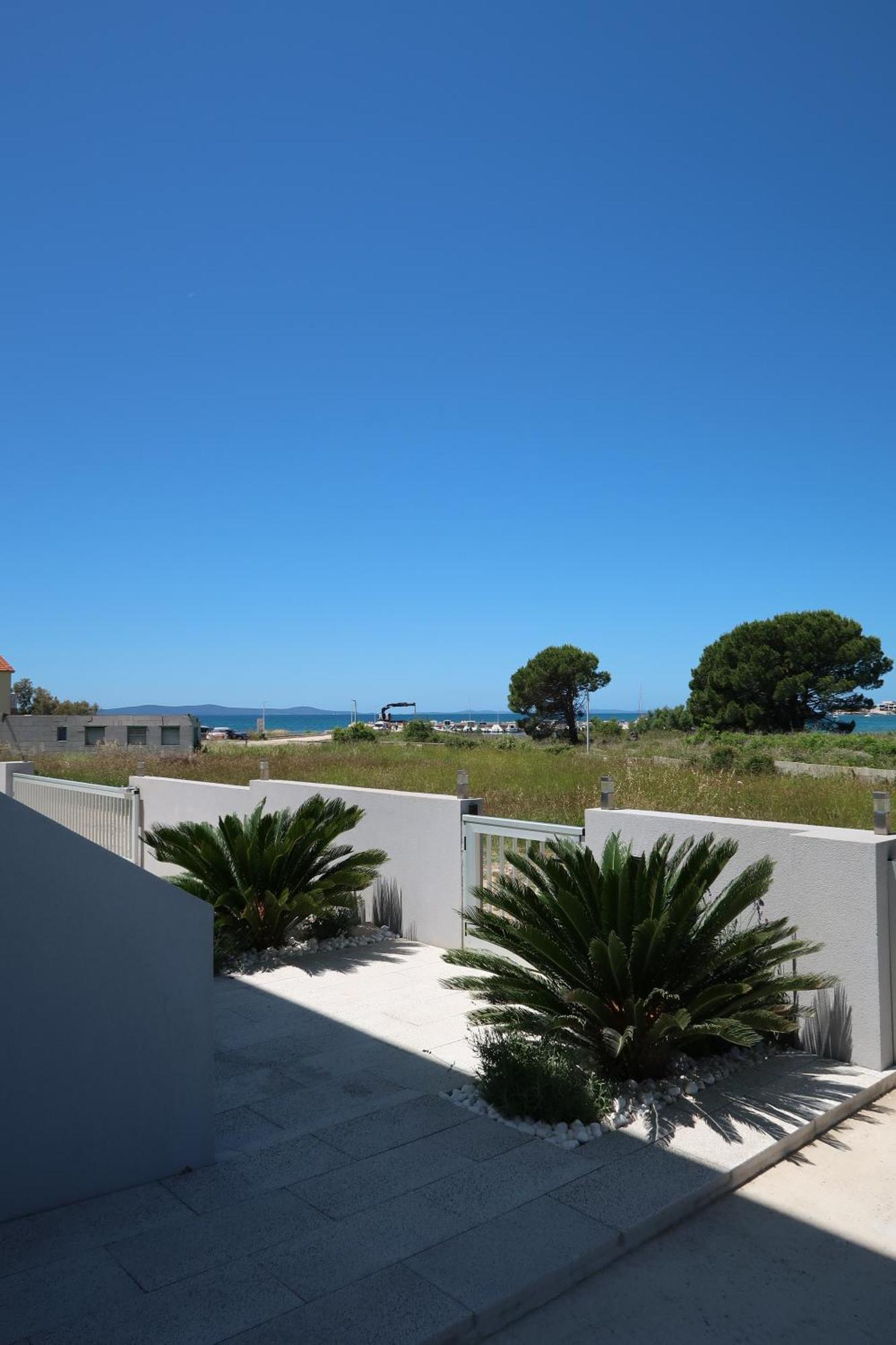 Apartments Villa Prima Privlaka  Extérieur photo